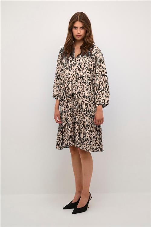 Karen by Simonsen Nikolekb Indie Dress Kvinde Nikole Print Black Midi Kjoler Str 42 - hos Magasin