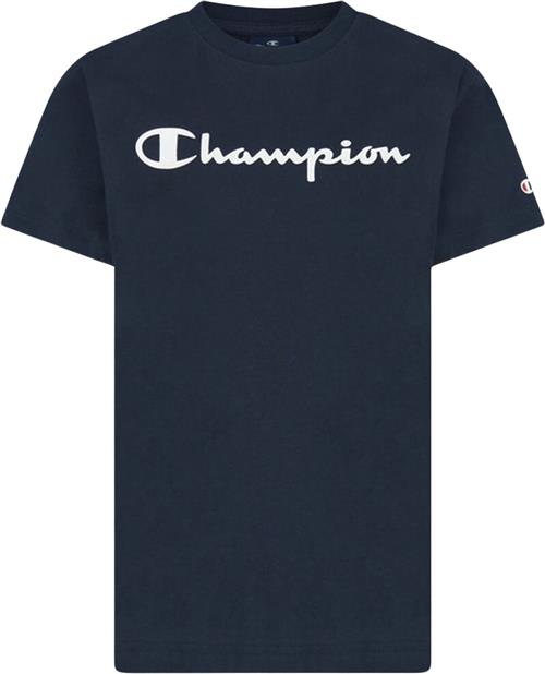 Se Champion Crewneck Tshirt XS - T-shirts hos Magasin ved Magasin