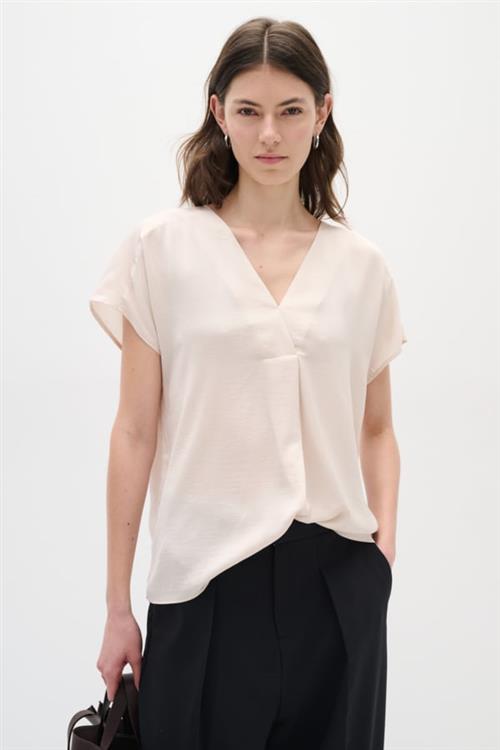 Se InWear Rindaiw Top Kvinde French Nougat Kortærmede Bluser Loose Fit Str 46 - hos Magasin ved Magasin