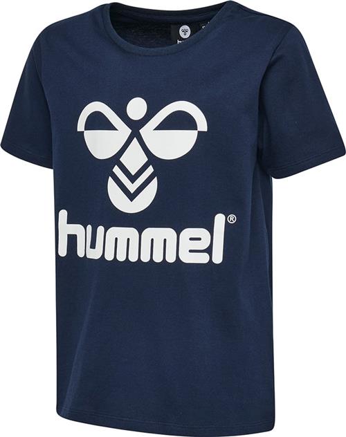 Hummel Tres Tshirt Str 8 år / 128 cm - Blå Kortærmede T-shirts hos Magasin