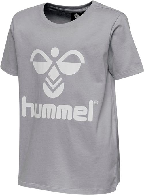 Hummel Tres Tshirt Str 8 år / 128 cm - Grå Kortærmede T-shirts hos Magasin