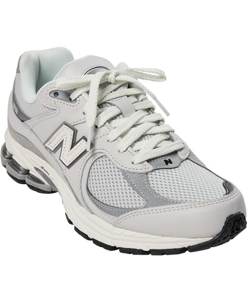 Se New Balance New Balance 2002r Mand Grey Sneakers Str 40 - hos Magasin ved Magasin