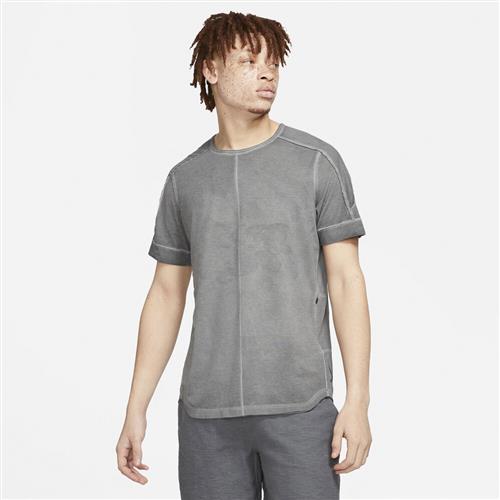 Nike Yoga Nomad Specialty Dyed T Shirt M - T-shirts hos Magasin