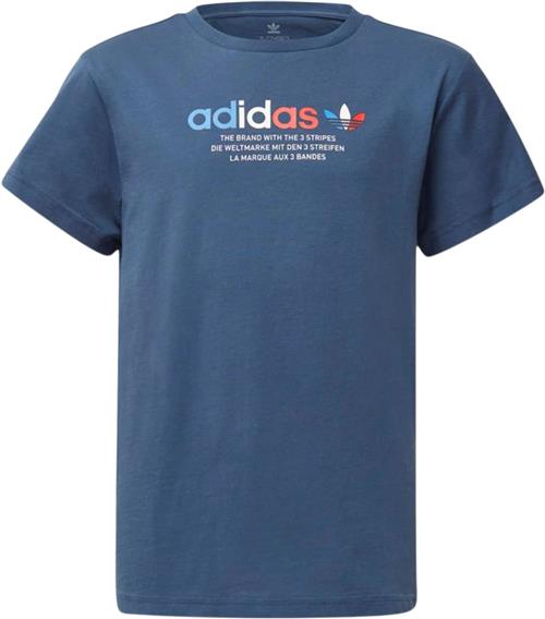 Se adidas TEE Mand Blue Kortærmede T-shirts Str 164 - Bomuld hos Magasin ved Magasin