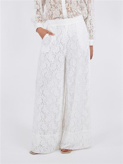 Se Neo Noir Madison Lace Pants Kvinde White Bukser Med Brede Ben Str 42 - hos Magasin ved Magasin