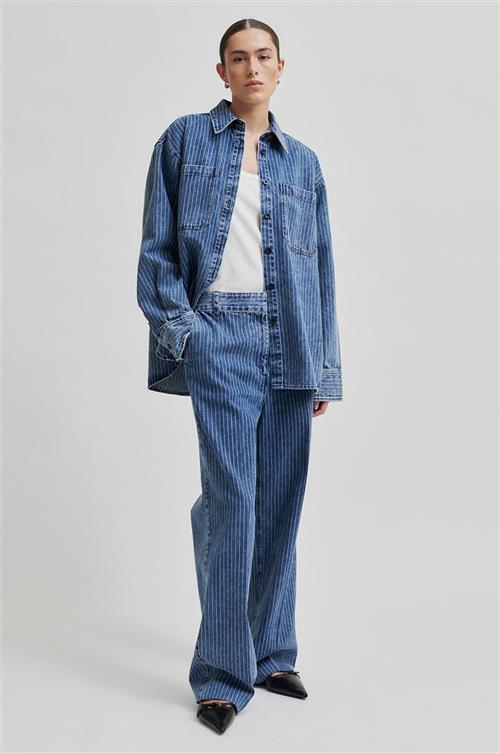 Se Second Female Tennessee Trousers Kvinde Blue Denim Wide Jeans Str L - hos Magasin ved Magasin