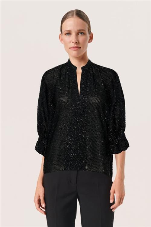 Se Soaked in Luxury Sllia Amily Blouse Kvinde Black Kortærmede Bluser Loose Fit Str L - hos Magasin ved Magasin