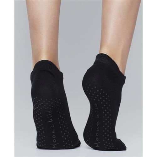 Se Moonchild Yoga Wear Moonchild Grip Socks low Rise Ankelstrømper Str S (36-38) - hos Magasin ved Magasin