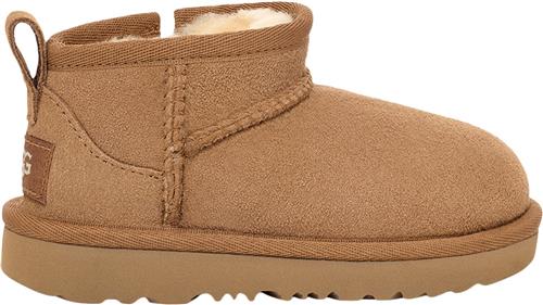 Se UGG T Classic Ultra Mini Chestnut Støvler Str 30 - hos Magasin ved Magasin