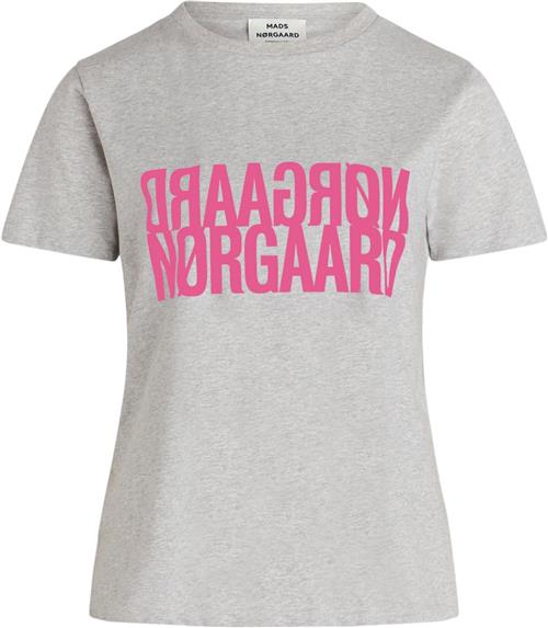 Se Mads Nørgaard - Copenhagen Single Organic Trenda P Tee Kvinde Grå Kortærmede T-shirts Str S - Bomuld hos Magasin ved Magasin