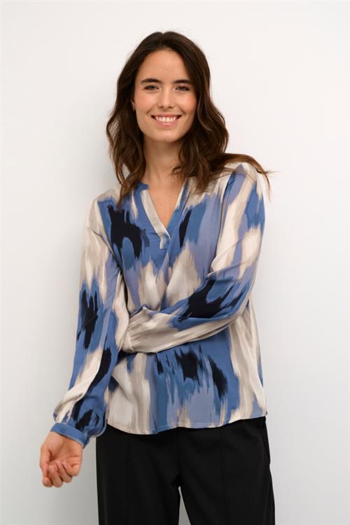 Kaffe Kabeathe Blouse Kvinde Blue Abstract Print Langærmede Bluser Str 46 - hos Magasin