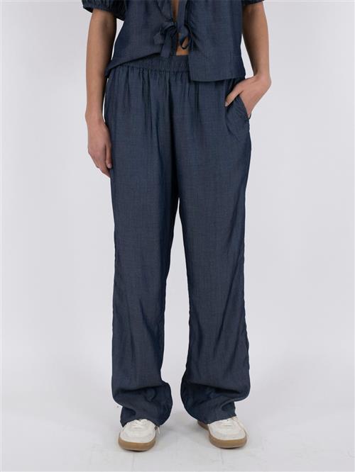 Neo Noir Astra Chambray Pants Kvinde Dark Navy Bukser Med Brede Ben Str 42 - hos Magasin