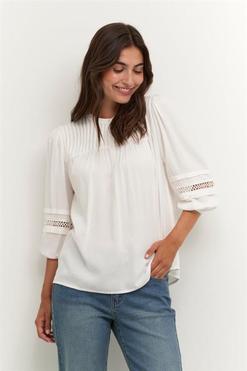 Culture Cudania Blouse Kvinde Spring Gardenia Kortærmede Bluser Str S - hos Magasin