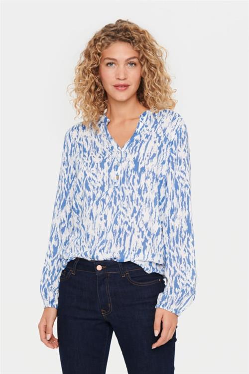 Se Saint Tropez Carlasz Shirt Kvinde Dutch Blue Batik Langærmede Skjorter Regular Fit Str XS - hos Magasin ved Magasin