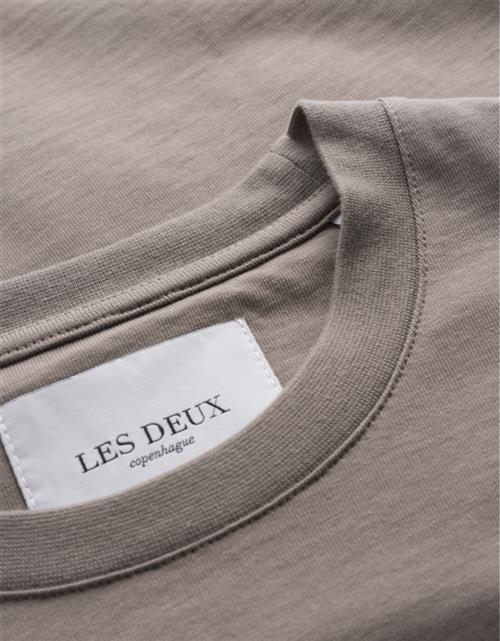 Les Deux Circle Tshirt 2.0 Mand Walnut/ivory Kortærmede T-shirts Str XL - Bomuld hos Magasin