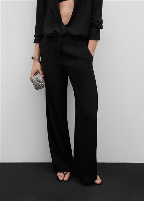 Se MANGO Pleated Straight Trousers Kvinde Black Bukser Str 36 - hos Magasin ved Magasin