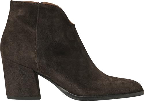 Se A pair Elegant Western Kvinde Brown Ankelstøvler Str 38 - hos Magasin ved Magasin