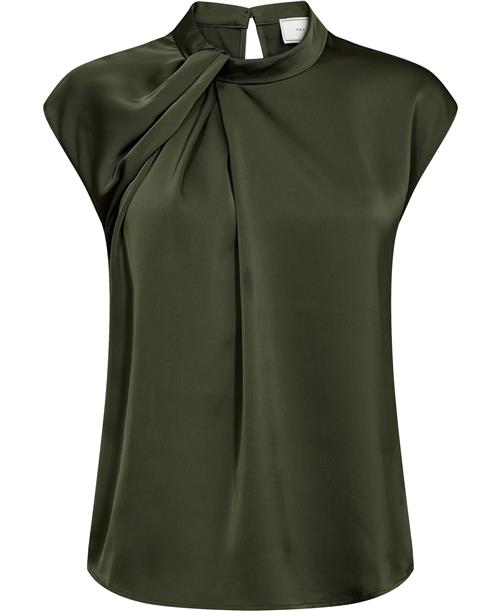 Se Neo Noir Fleur Drapy Satin Blouse Kvinde Army Kortærmede Bluser Str 40 - hos Magasin ved Magasin