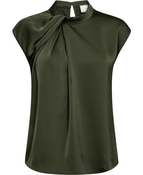 Se Neo Noir Fleur Drapy Satin Blouse Kvinde Army Kortærmede Bluser Str 38 - hos Magasin ved Magasin