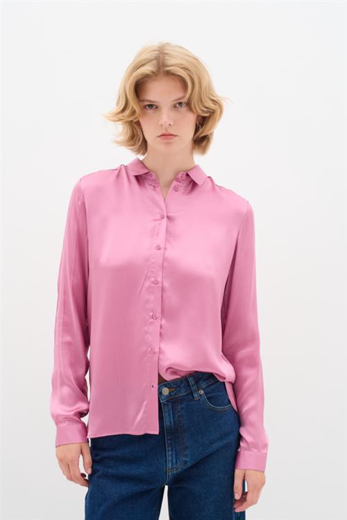 Se InWear Leonore Shirt Premium Kvinde Cashmere Rose Langærmede Skjorter Relaxed Fit Str 44 - hos Magasin ved Magasin