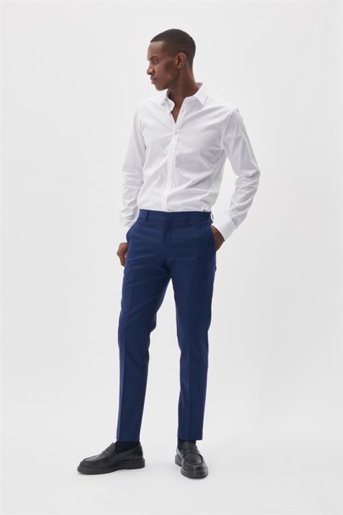 Se Matinique Malas Ink Stretch Mand Ink Blue Habitbukser Slim Fit Str 52 - hos Magasin ved Magasin