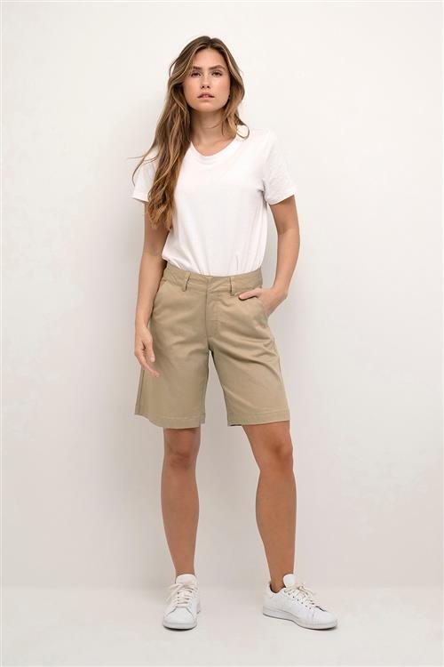 Se Kaffe Kalea City Shorts Kvinde Classic Sand Bermudashorts Str 44 - hos Magasin ved Magasin