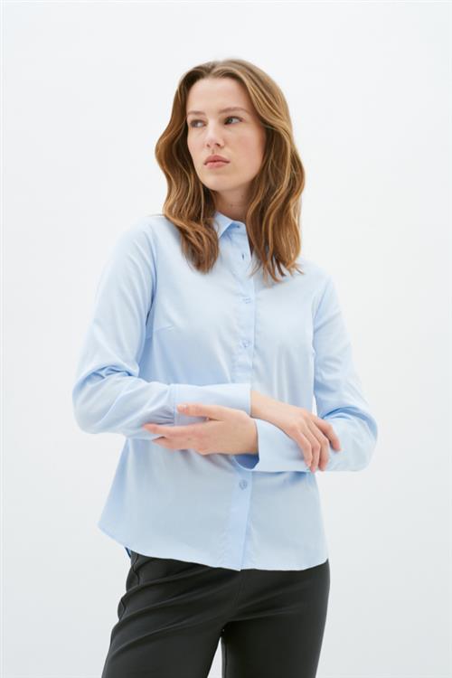 InWear Callyiw Shirt Kvinde Pastel Blue Langærmede Skjorter Regular Fit Str 40 - hos Magasin