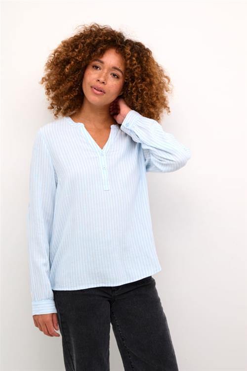 Se Kaffe Kamilia Blouse Kvinde Windsurfer / Chalk Stripe Langærmede Bluser Str 40 - hos Magasin ved Magasin