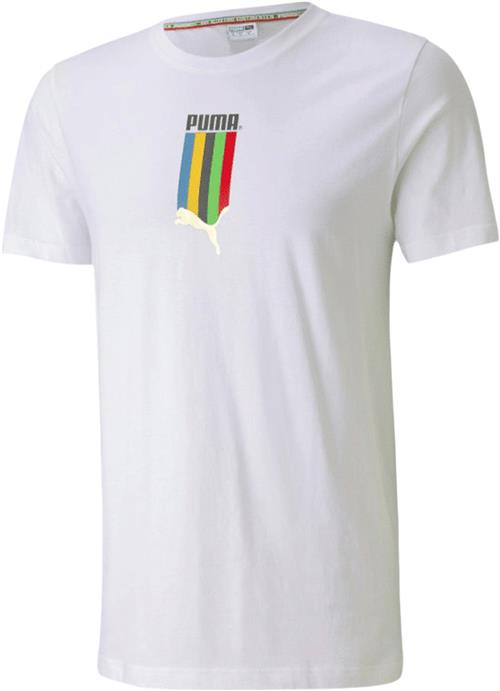 Se Puma TFS Graphic Tshirt XL - T-shirts hos Magasin ved Magasin