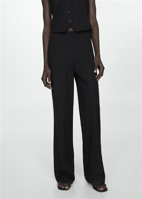 MANGO Flowy Straightfit Trousers Kvinde Black Bukser Med Lige Ben Str M - hos Magasin