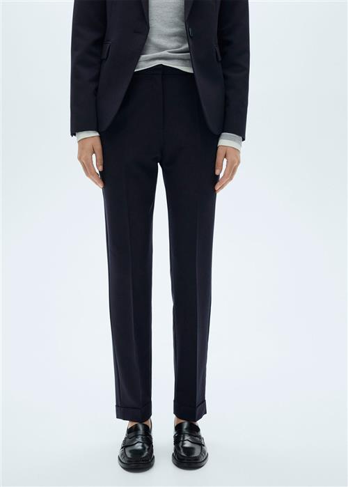 Se MANGO Straight Suit Trousers Kvinde Navy Bukser Plus Size Str 46 - hos Magasin ved Magasin