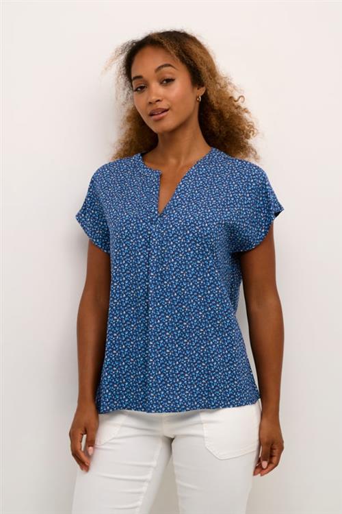 Cream Crtiah Blouse cap Sleeve Kvinde Animal Skin Blue Kortærmede Bluser Str 38 - hos Magasin