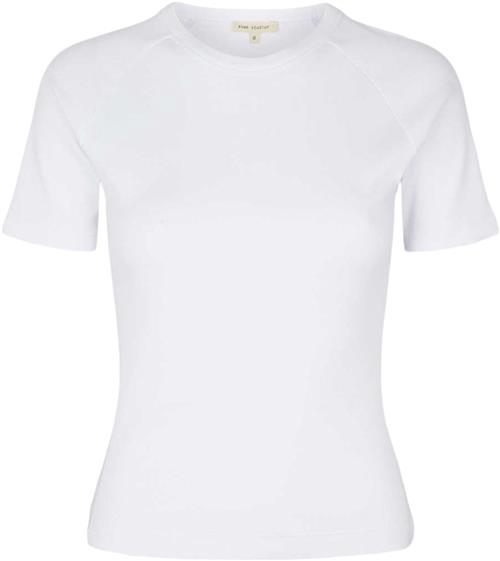 Se esmé studios Esblossom SS Oneck Rib T-shirt Kvinde White Kortærmede T-shirts Slim Fitting Str S - hos Magasin ved Magasin