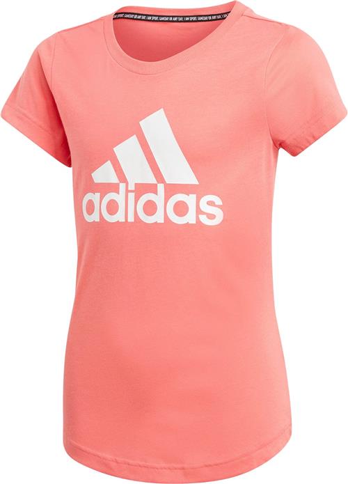 Se adidas Must Haves Badge of Sport Tshirt 152 - T-shirts hos Magasin ved Magasin