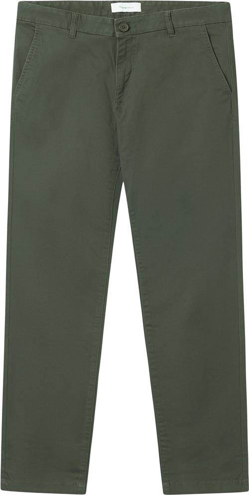 Se Knowledge Cotton Apparel Luca Slim Twill Chino Pants Gots/vegan Mand Grøn Casual Bukser Straight Fit Str 29/32 - hos Magasin ved Magasin