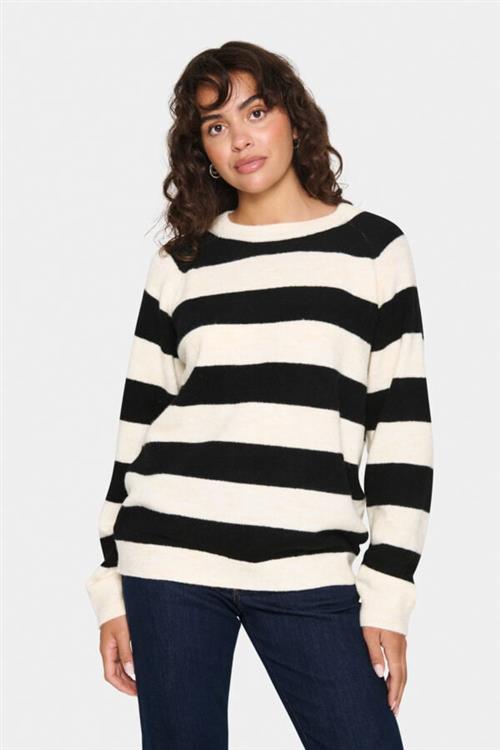 Saint Tropez Garbiesz Pullover Kvinde Ice Black Stripe Sweaters Loose Fit Str L - hos Magasin