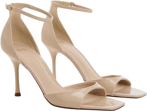 MANGO Patent Leather Effect Heeled Sandal Kvinde Light Beige Højhælede Sandaler Str 42 - hos Magasin