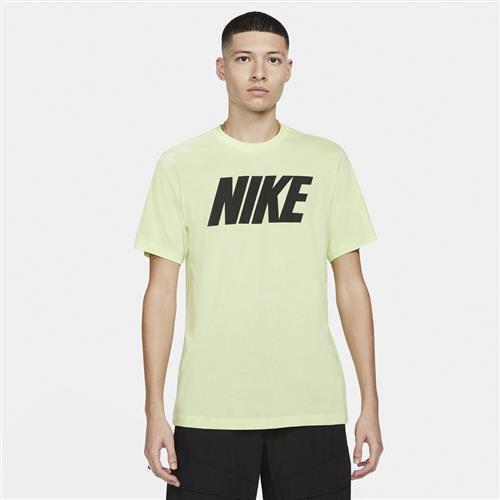 Nike Sportswear T Shirt S - T-shirts hos Magasin