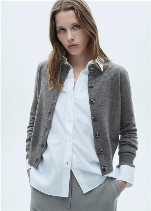 MANGO Buttoned Round Neck Cardigan Kvinde 96 Cardigans Str S - hos Magasin