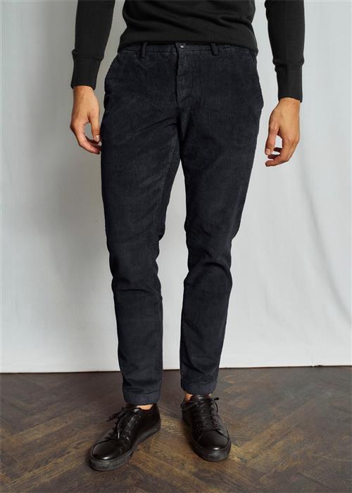 Se Bruun & Stengade BS Kenn Regular Fit Chinos Mand Navy Chinos Str W30 / L32 - hos Magasin ved Magasin