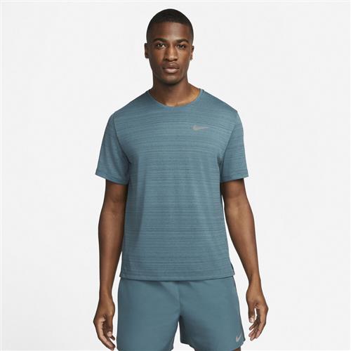 Nike Dri Fit Miler Lobe T Shirt S - T-shirts hos Magasin