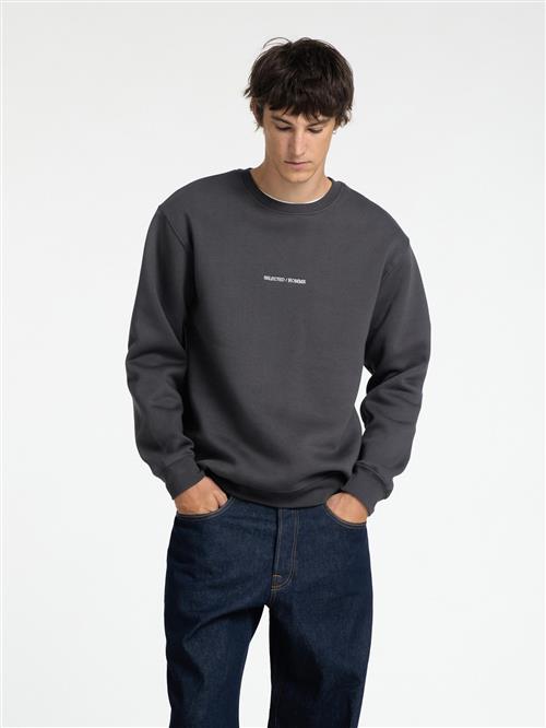 Se SELECTED HOMME Sweatshirt  grå / hvid ved About You