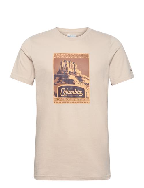 Se Columbia Sportswear Csc Seasonal Logo Tee Columbia Sportswear Beige ved Booztlet