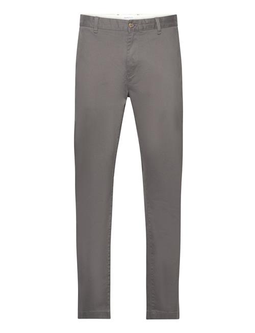 Se GANT Extra Slim Comfort Super Chino GANT Grey ved Booztlet