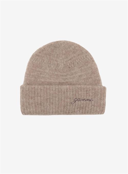 Se Ganni Soft Wool Beanie Almond Milk ved Number Nine