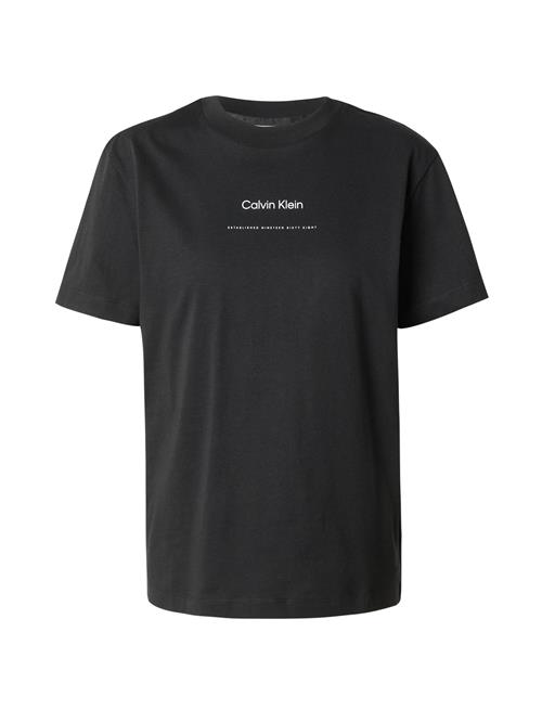 Se Calvin Klein Shirts  sort / hvid ved About You