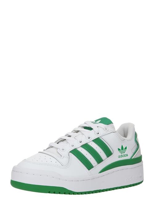 Se ADIDAS ORIGINALS Sneaker low 'FORUM BOLD STRIPES'  grøn / hvid ved About You