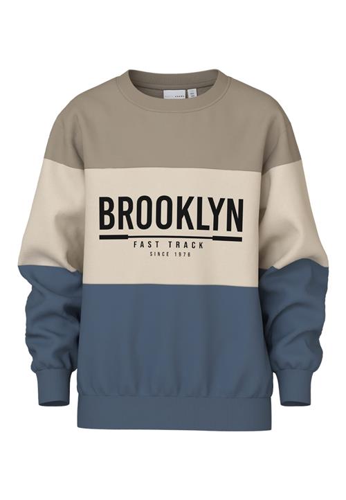 Se NAME IT Sweatshirt 'Vemil'  beige / mørkebeige / safir / sort ved About You