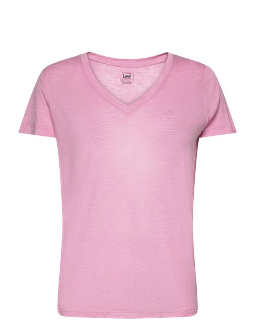 Se Lee Jeans V Neck Tee Lee Jeans Pink ved Booztlet