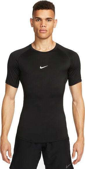 Nike Pro Drifit Tight Fitness T-shirt S - T-shirts hos Magasin